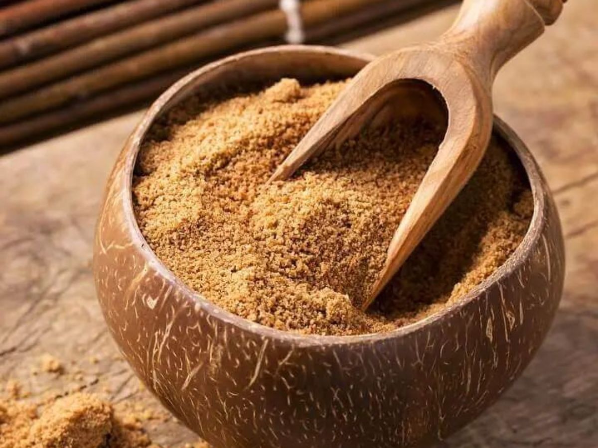 Coconut sugar vs jaggery: PCOS वाली महिलाओं के लिए कौन सा मीठा है सही ऑप्शन - Photo Gallery