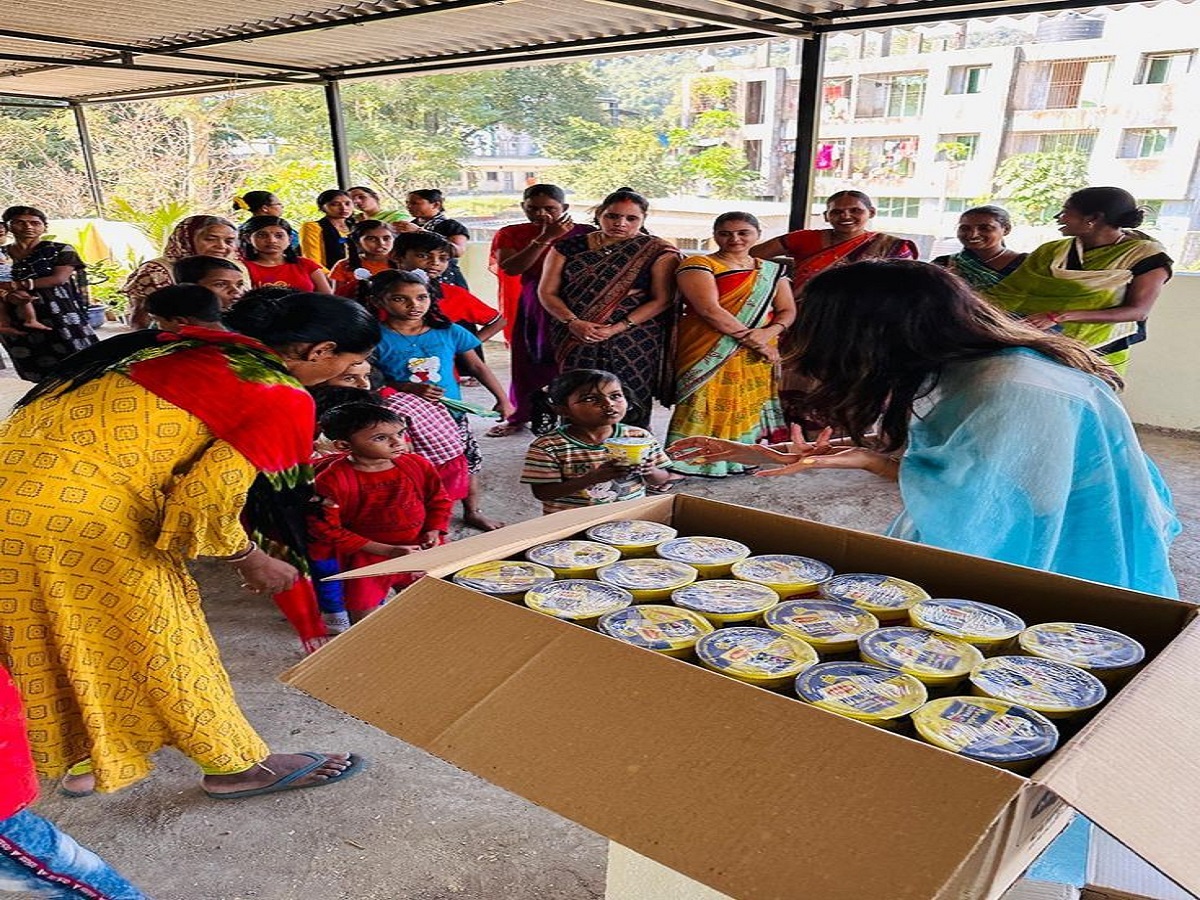 Janmashtami 2025 Remedies: शनि और राहु के कष्ट दूर करने के लिए जन्माष्टमी का दिन क्यों है सबसे शुभ, जानें क्या करें और क्या न करें - Photo Gallery