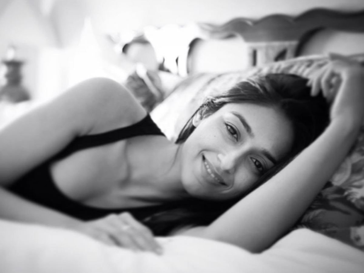 Ileana D'cruz Shared Her Sexy Photos From Bedroom