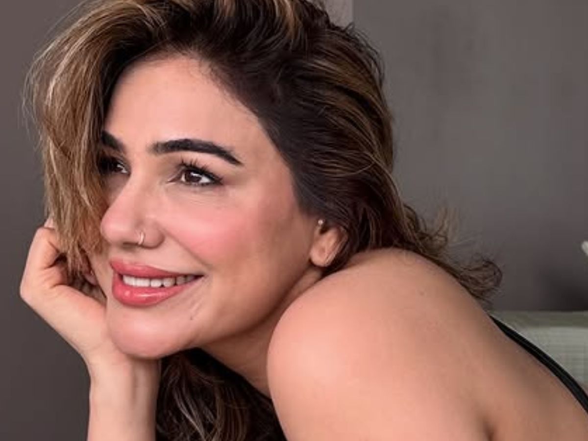 Kanganas soft makeup stole everyones heart - Photo Gallery