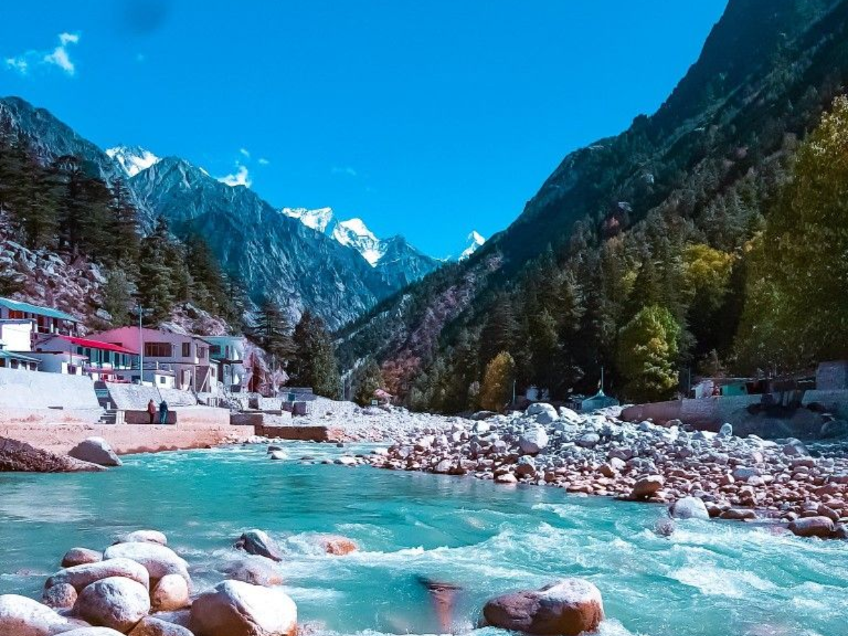 Lachung is a small but extremely beautiful hill station in Sikkim. - Photo Gallery