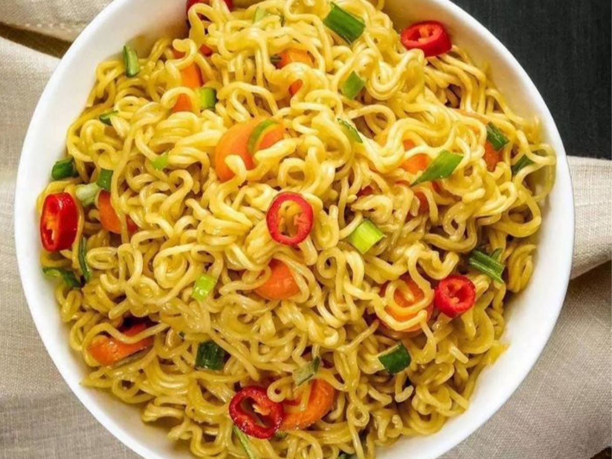 आयरन-रिच’ आटा नूडल्स का सच: पैक में सिर्फ 1.2% पालक - Photo Gallery