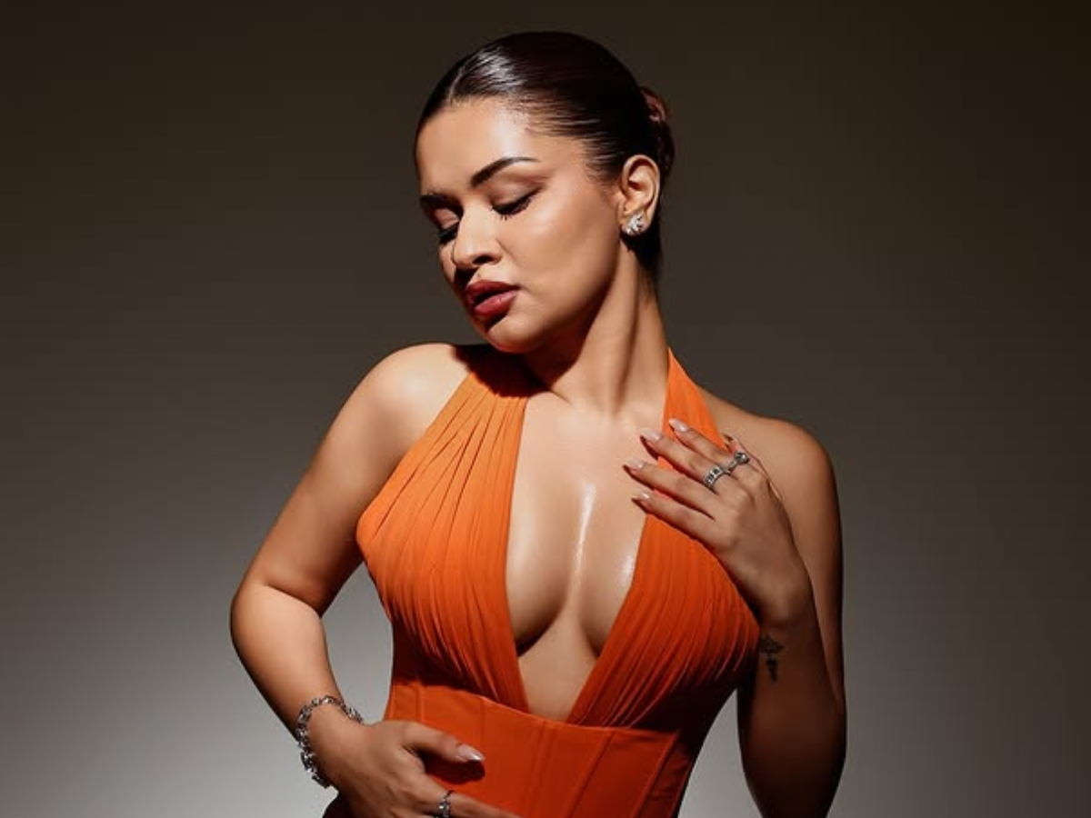 Avneet Kaur की इन तस्वीरों नें अपने Bold Looks से इंटरनेट का बढ़ाया टेंपेरेचर - Photo Gallery