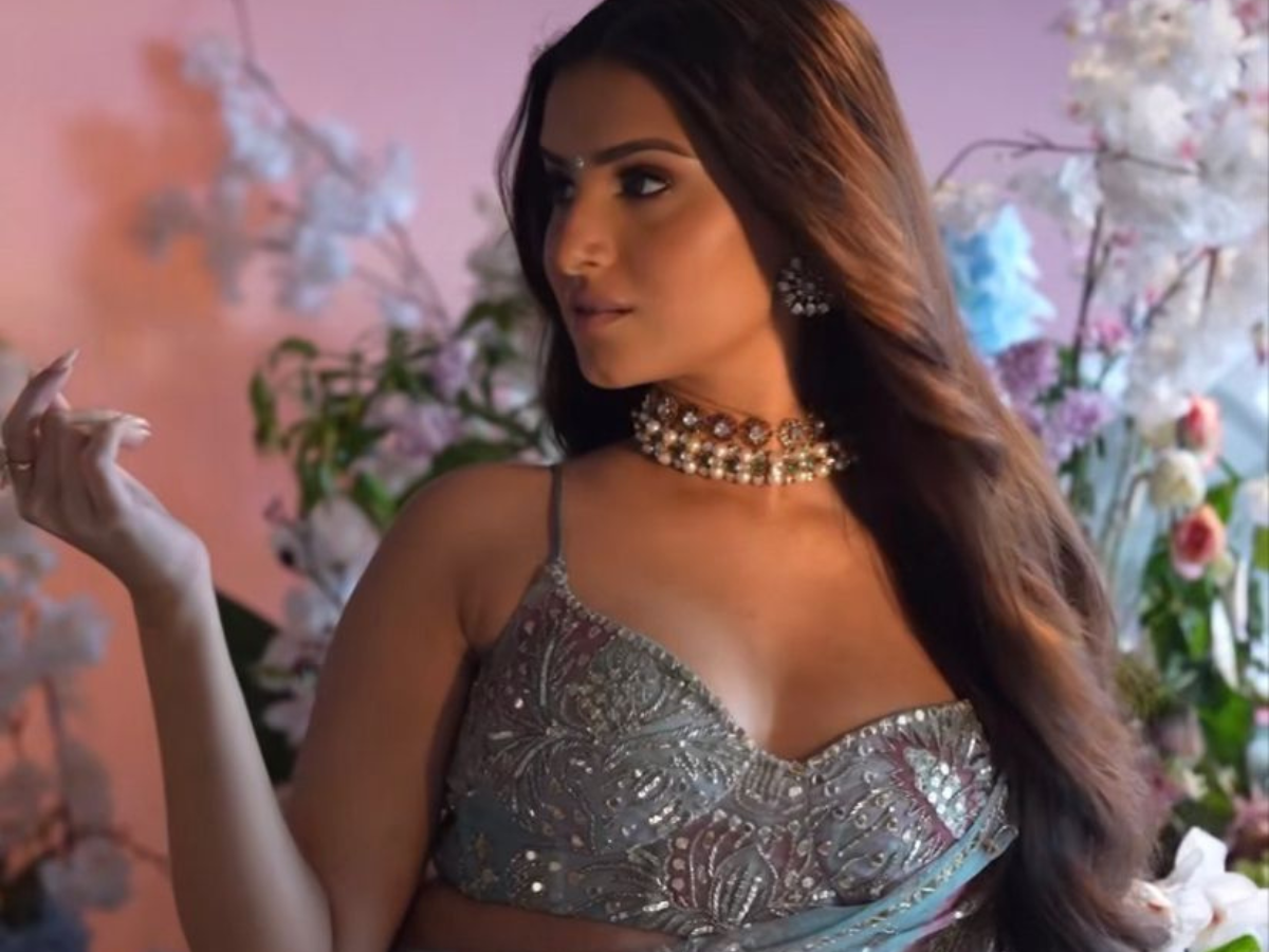 Rakshabandhan पर दिखना है अट्रैक्टिव? तो ट्राई करें Tara Sutaria से इंस्पायर स्टाइलिश आउटफिट आइडियाज, लगेंगी एकदम बवाल - Photo Gallery