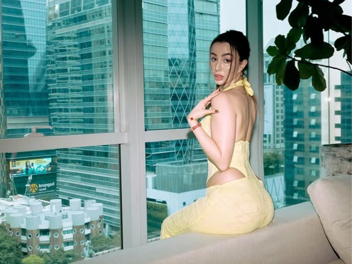 Georgia Andriani की बोल्ड अदाओं ने इंटरनेट का बड़ा दिया Temperature, फैंस के छूटे पसीने - Photo Gallery