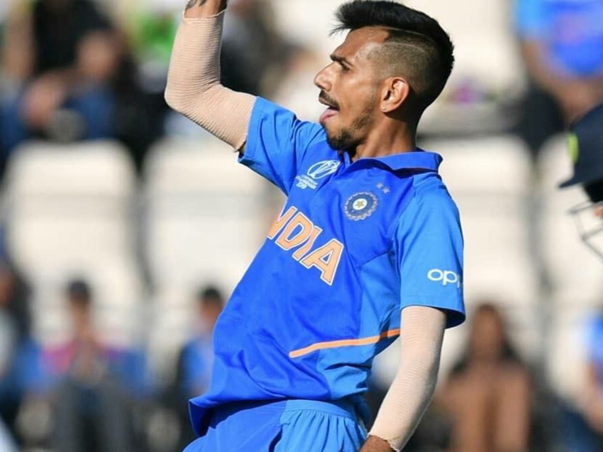 शंतरज से लेकर क्रिकेट तक का सफर- भारत के स्टार स्पिनर यूजी चहल से जुडी कुछ बातें, जो कर देगीं आपको हैरान ! - Photo Gallery