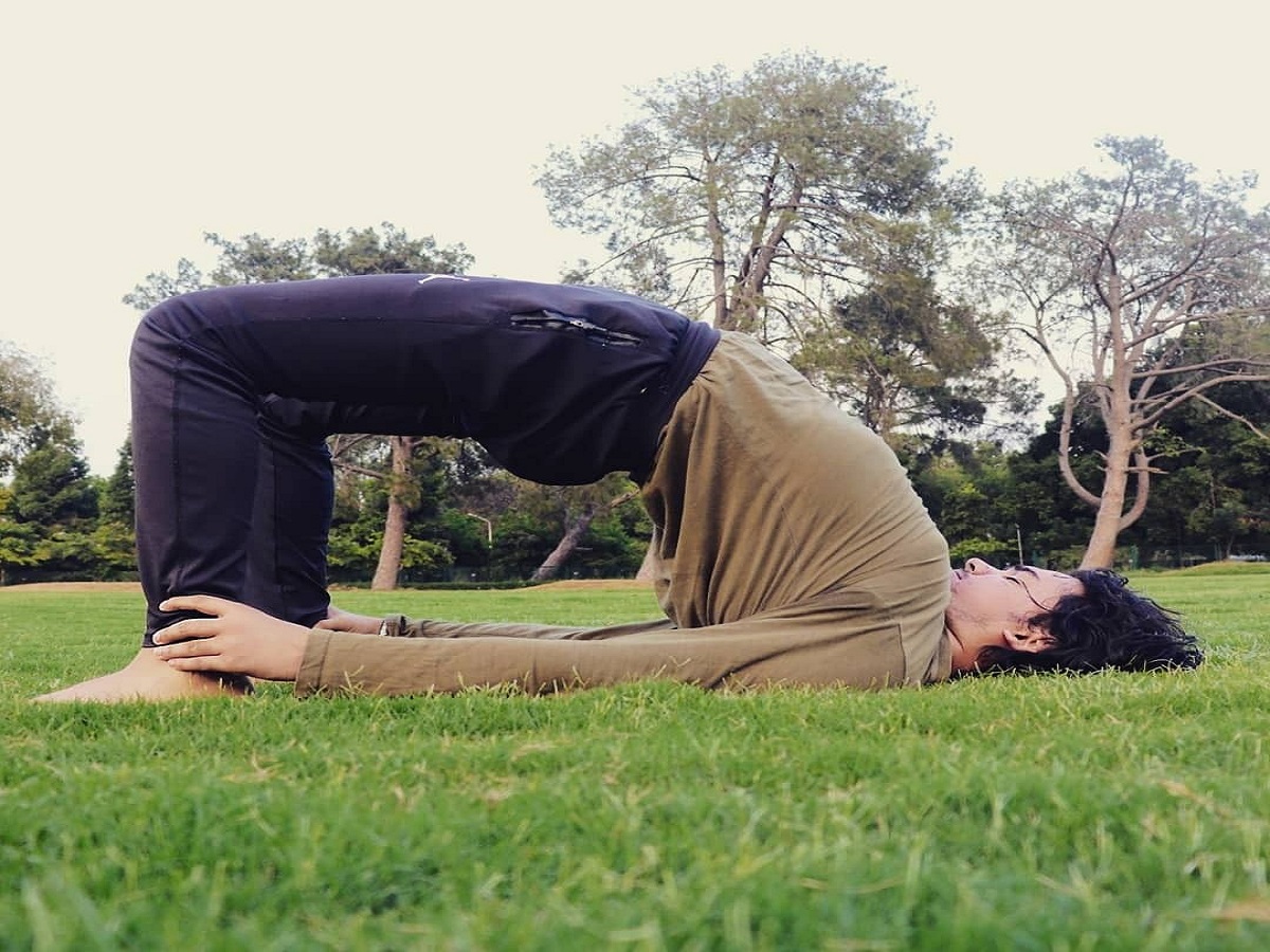 कमजोरी, थकान और तनाव होगा गायब! रात में ये 3 योगासन देंगे मर्दाना ताकत में जबरदस्त उबाल - Photo Gallery