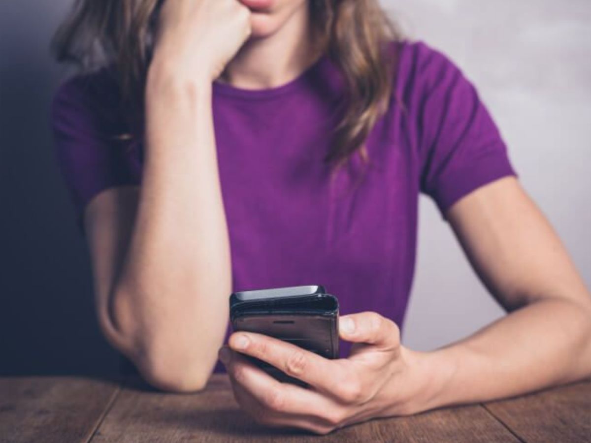 क्या आप भी फंस चुके हैं सोशल मीडिया के जाल में? इन टिप्स से छुड़ा ले लत - Photo Gallery