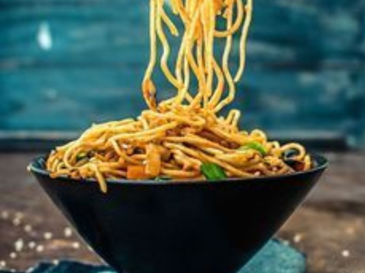 आयरन-रिच’ आटा नूडल्स का सच: पैक में सिर्फ 1.2% पालक - Photo Gallery