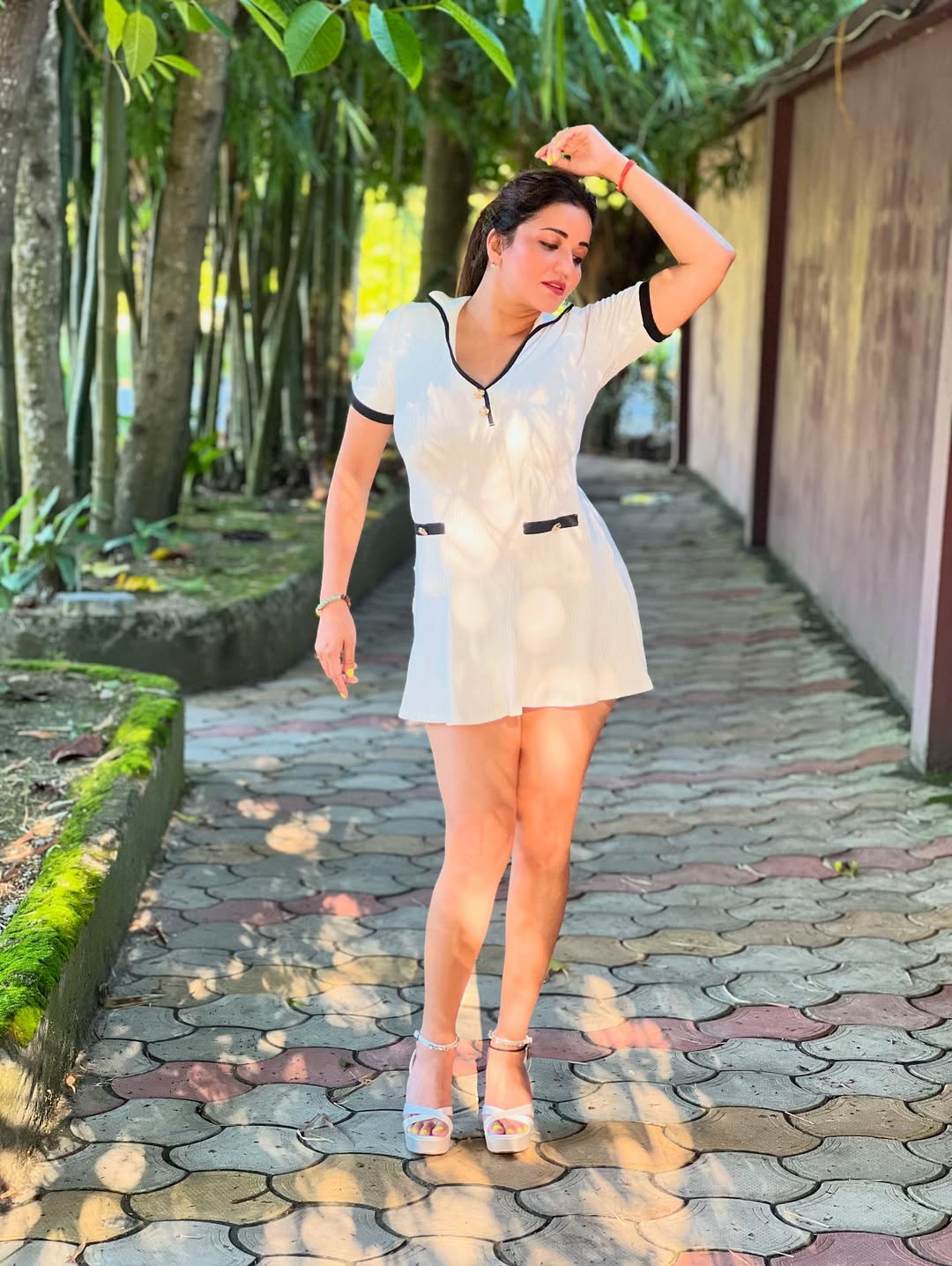 bhojpuris-actress-monalisa-got-a-sexy-photoshoot-done-wearing-a-very-short-dress-posed-in-front-of-the-camera-in-a-bold-style Monalisa Latest Instagram Photos
