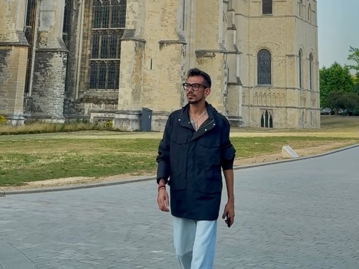 Yuzvendra Chahal in a combination of black overshirt and light blue denim - Photo Gallery