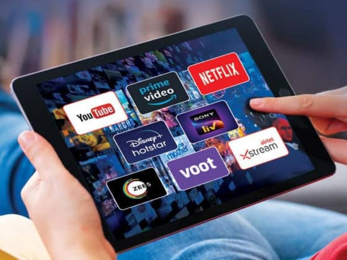 October 2025 में होगा OTT प्लेटफॉर्म्स पर धमाका, क्योंकि एक नहीं बल्कि 10 नई मूवी होंगी रिलीज़ मिलेगा हर Genre का स्वाद - Photo Gallery