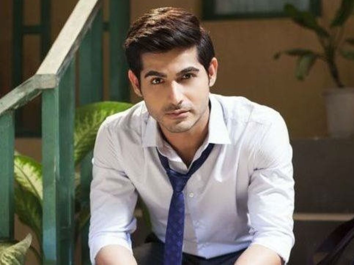 Shah rukh और Salman के साथ की थी शुरुआत, फिर ऐसा क्या हुआ गुमनाम हो गया ये स्टार - Photo Gallery