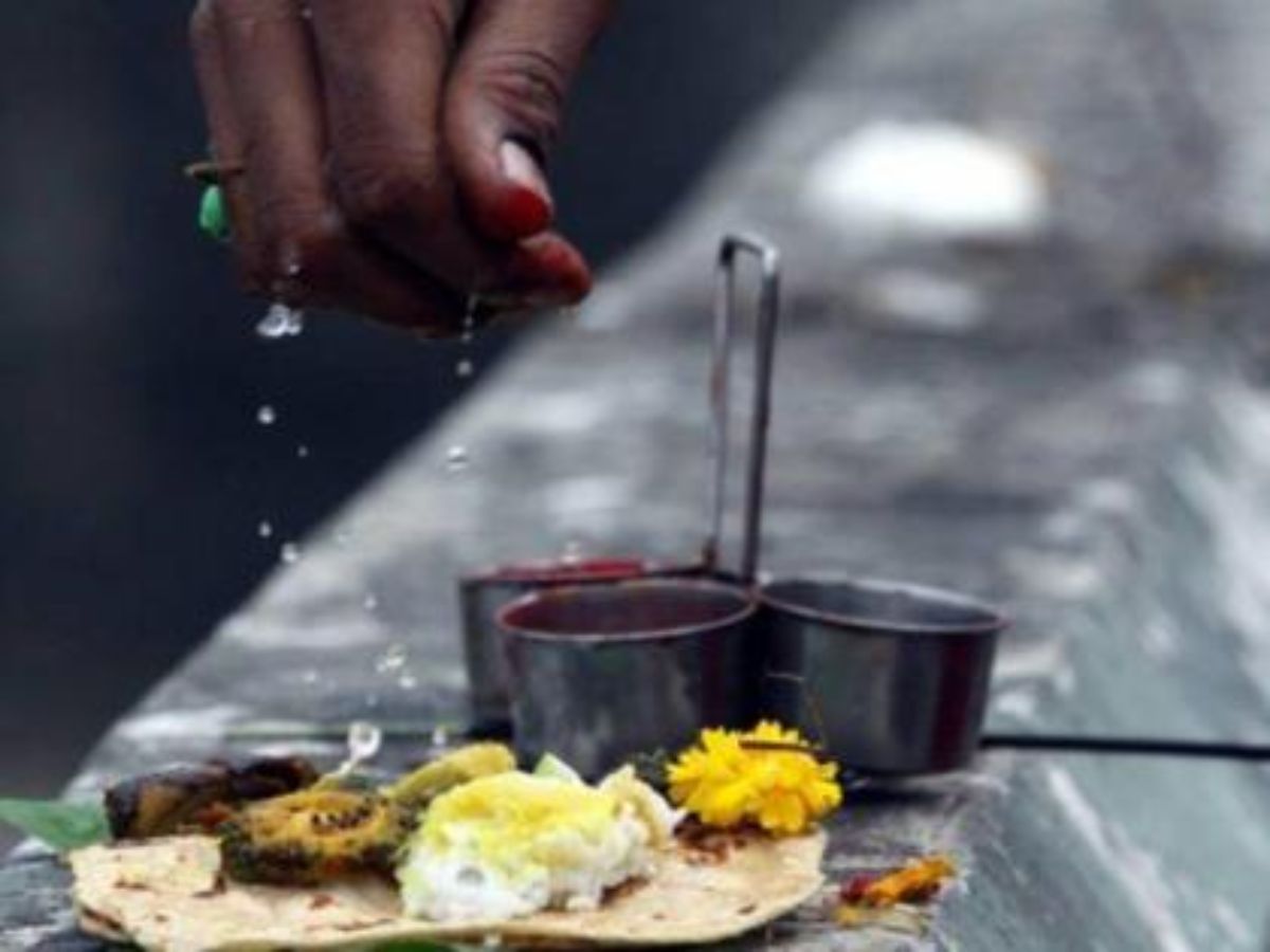 Pitru Paksha 2025: इन 5 तरीकों से पाए पितृ का आशीर्वाद, अगर रहे गई कोई चूक तो होगा बड़ा पछतावा - Photo Gallery