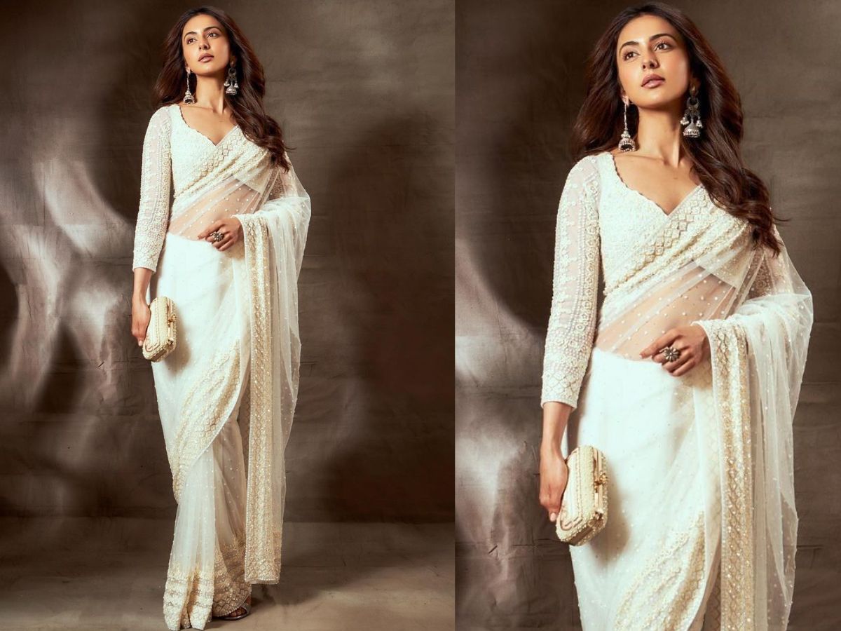 actress-rakul-preet-singh-inspired-sexy-and-hot-traditional-ethnic-glam-look-that-will-double-up-your-fashion-sense लहंगे में Rakul Preet Singh, इनके एथनिक लुक्स ने बढ़ाया ग्लैमर का पारा, देख कर दिल थाम लेंगे आप भी