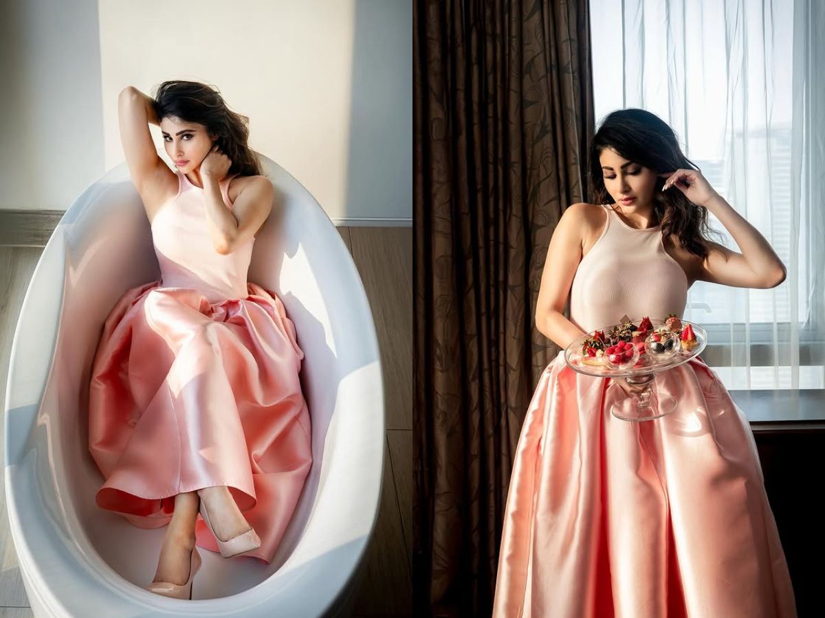 Sexy poses in the bathtub - Photo Gallery