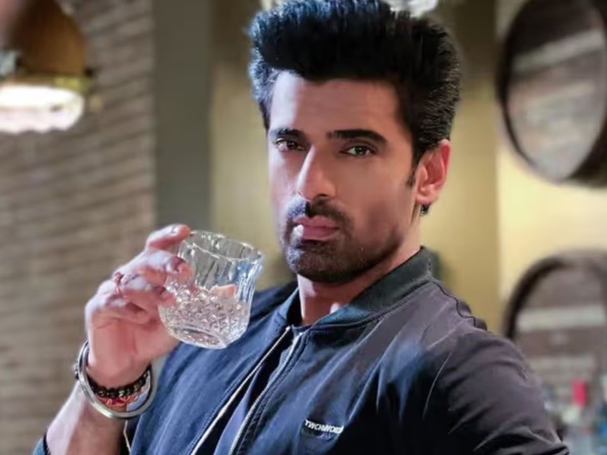 Mirzapur: The Film में जीतू भैया ने किया इस एक्टर को रिप्लेस, रवि किशन भी मचाएंगे भौकाल - Photo Gallery