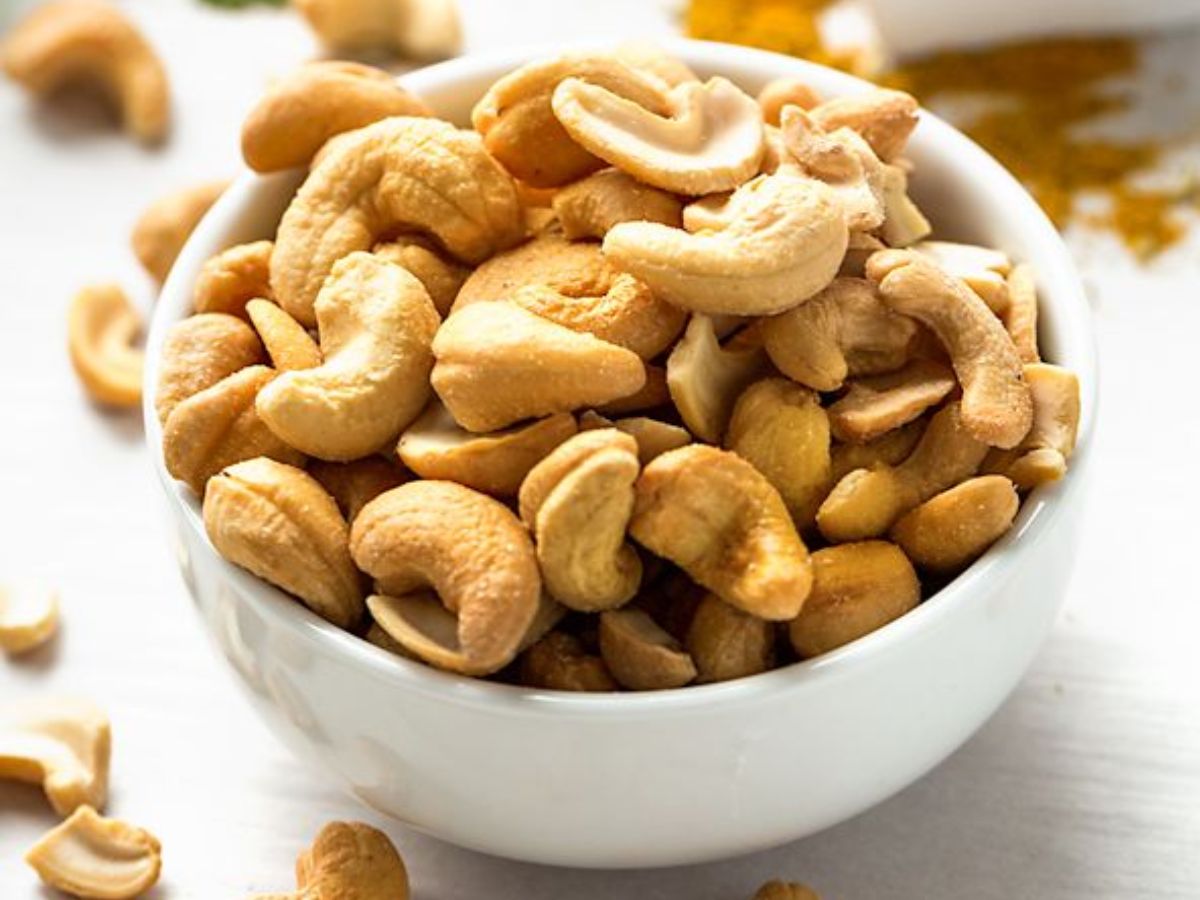 ड्राई फ्रूट्स को भिगोकर खाने के हैं कितने फायदे, फिर ना कहना बताया नहीं था - Photo Gallery