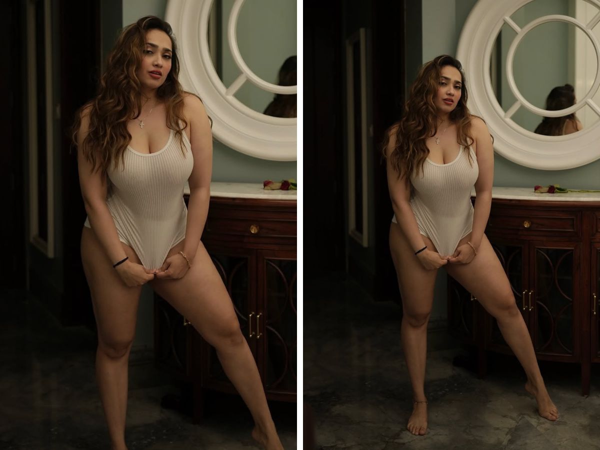 Bigg Boss की इस हसीना ने बेशर्मी की तोड़ी हदें, बिकिनी वाली फोटोज देख छूट जाएंगे आपके पसीने - Photo Gallery