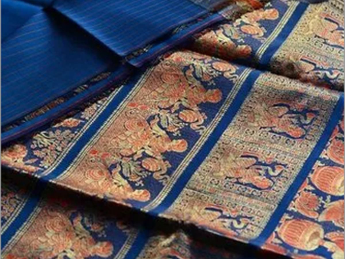 सोने, चाँदी और रेशम से बनी ये साड़ियाँ है दुनिया की सबसे महंगी साड़ियों में से एक, पीढ़ियों तक रखी जाती है संभालकर - Photo Gallery