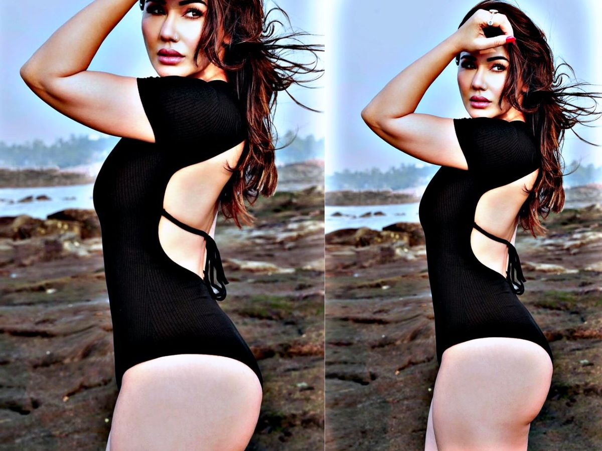 Kangana Sharma ने दिखाया अपना रेड हॉट अंदाज और अपनी सेक्सी अदाओ से लगाई इंटरनेट पर आग - Photo Gallery