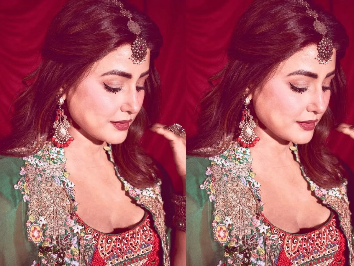 Hina Khan ने अपने ग्लैमरस लुक से लूटी महफिल, सोशल मीडिया पर छाया हसीना का ये क्लासी अंदाज - Photo Gallery