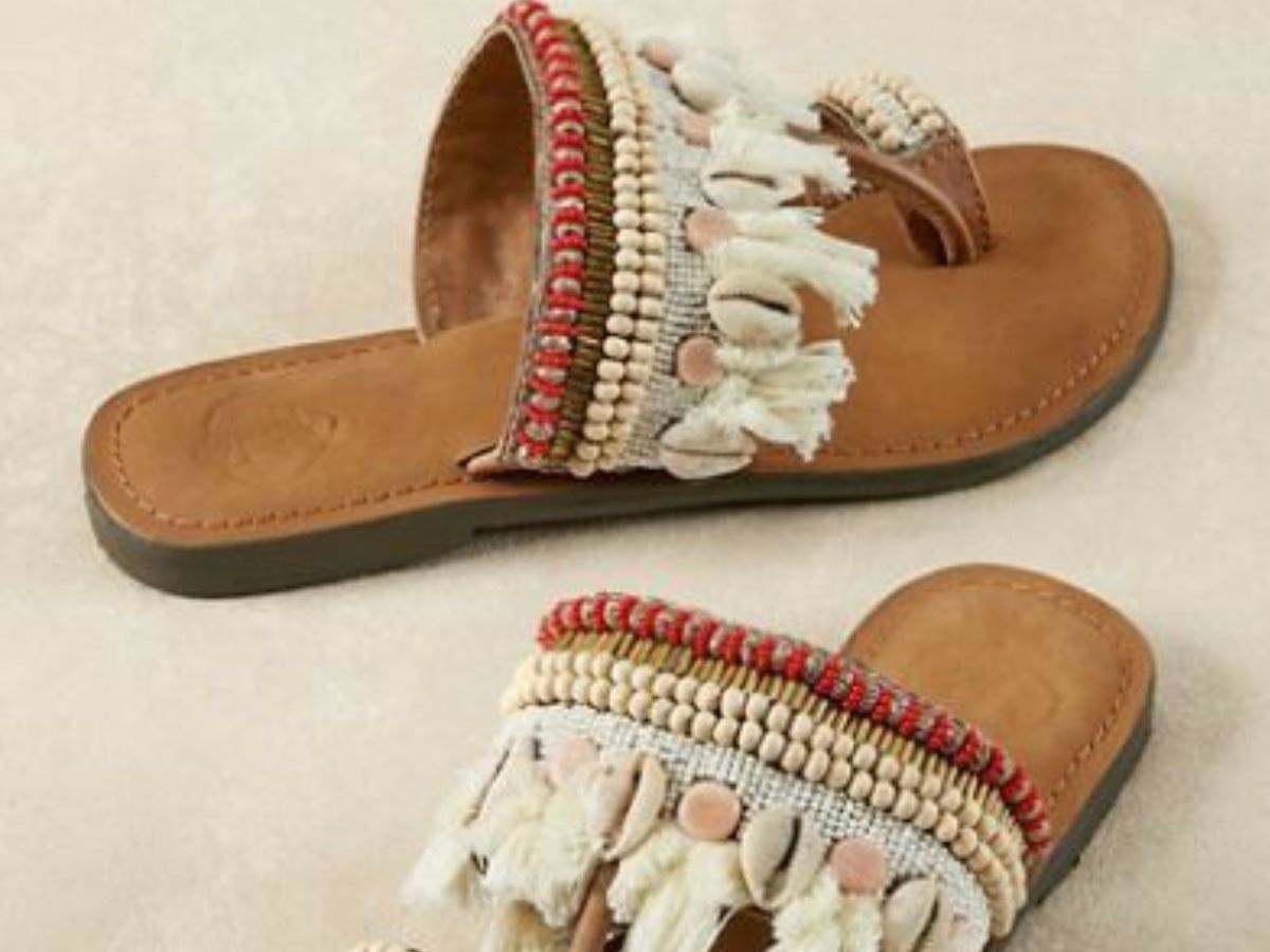 Casual Slippers - Photo Gallery