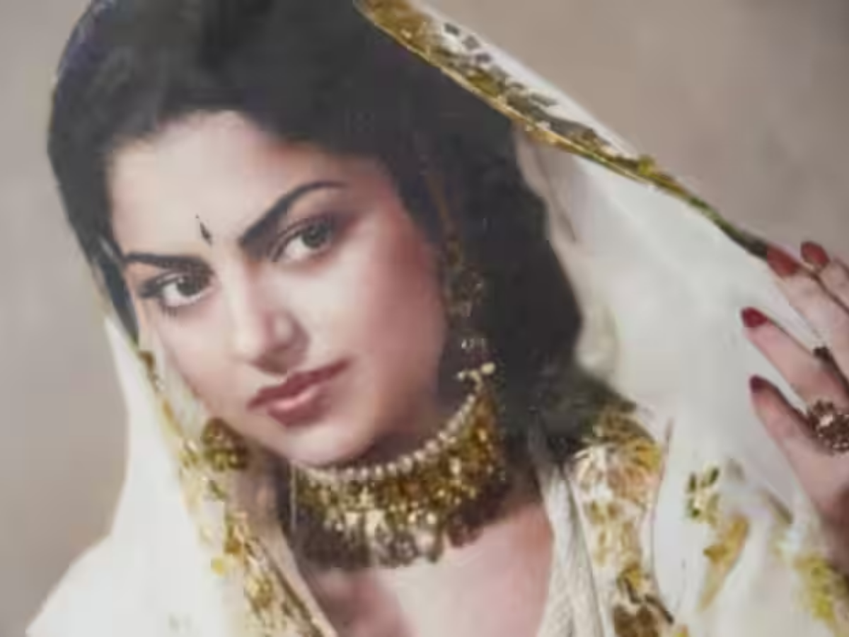 Bollywood actress zubeida begum