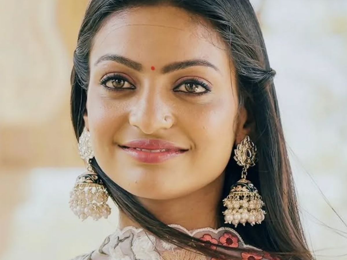 Monalisa Bhosle Has A Huge Fan Following - Photo Gallery