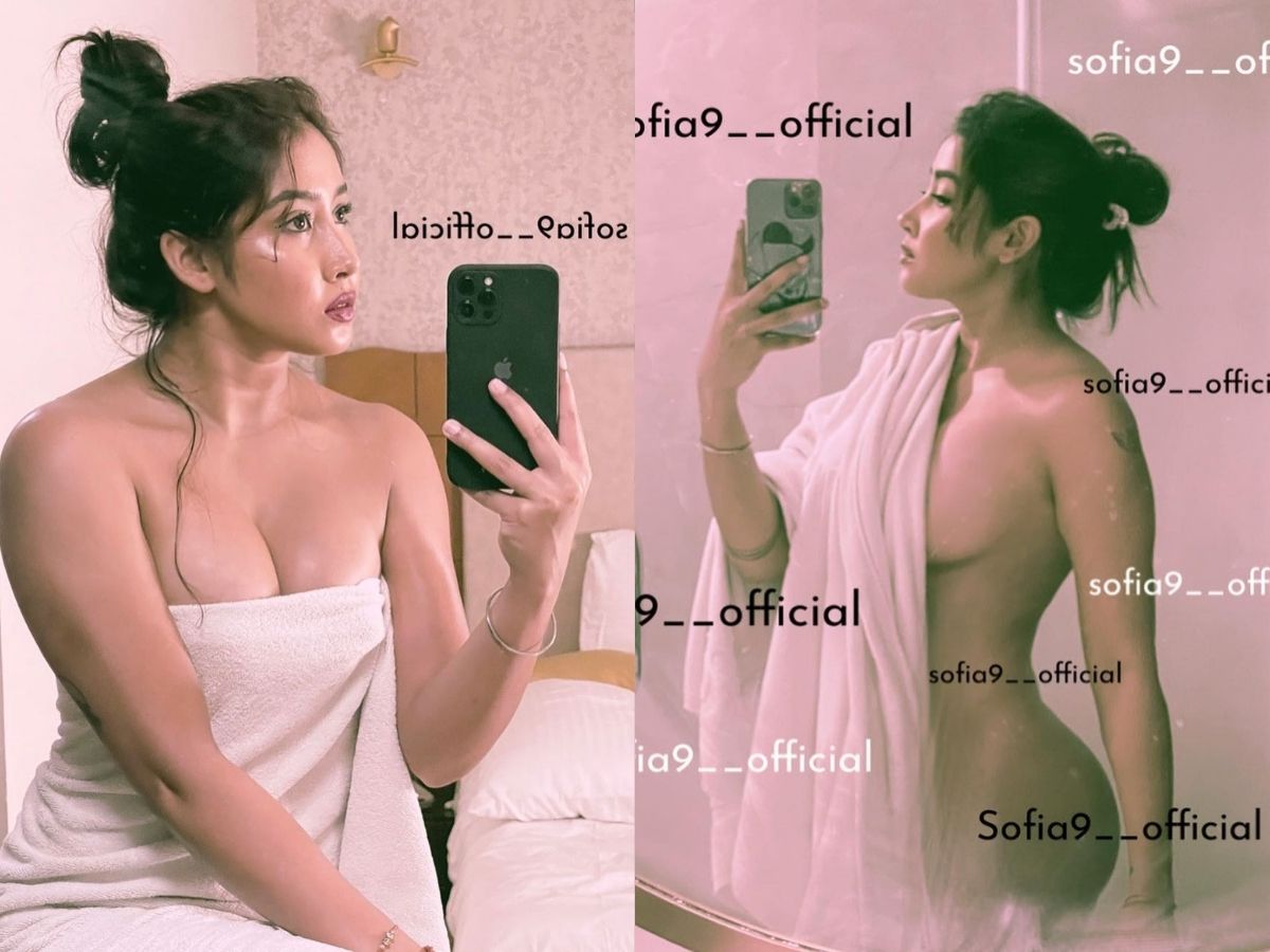 Sofia share mirror selfie taking off all her clothes - Photo Gallery