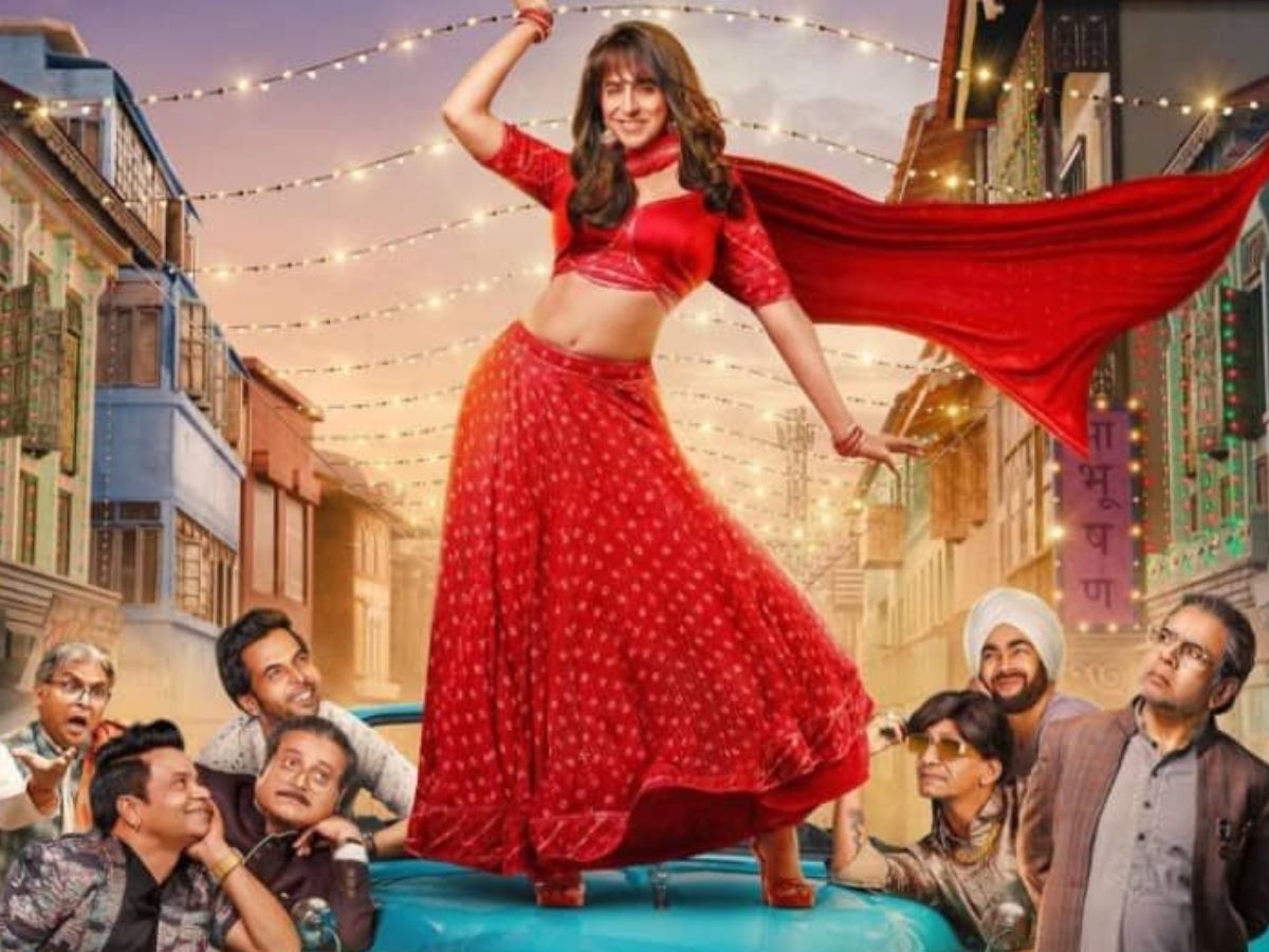 वीकेंड पर बोर हो रहे हैं तो देखिए ये कॉमेडी फिल्में, घर बैठे मिलेगा हंसी का फुल डोज - Photo Gallery