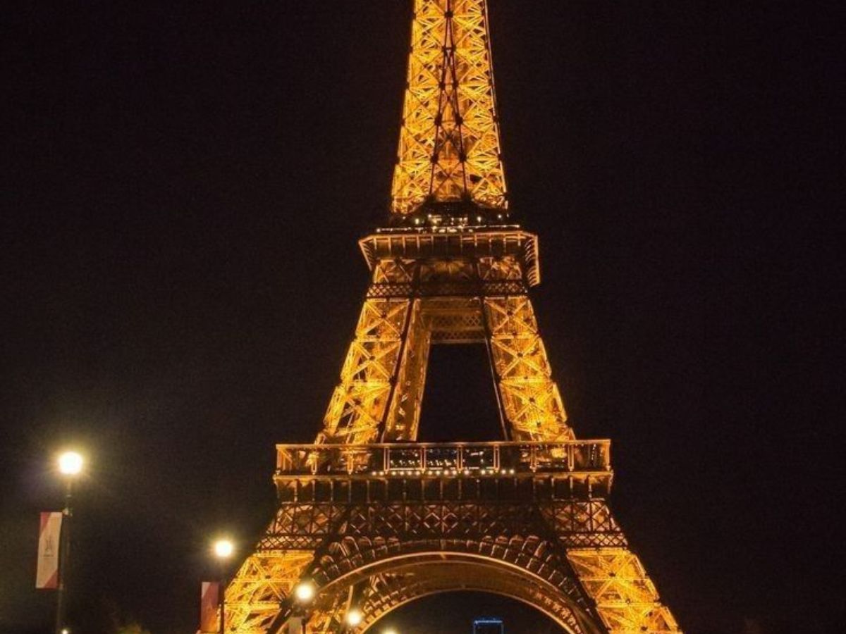 दुनिया के 5मशहूर टूरिस्ट स्पॉट्स, जहां भीड़ देखकर घूमने का मूड बदल जाए - Photo Gallery