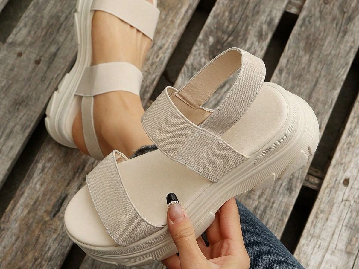 दर्द नहीं, अब मिलेगा आराम! ऑफिस के लिए ये हैं 9 फैशनेबल फुटवियर चॉइस - Photo Gallery