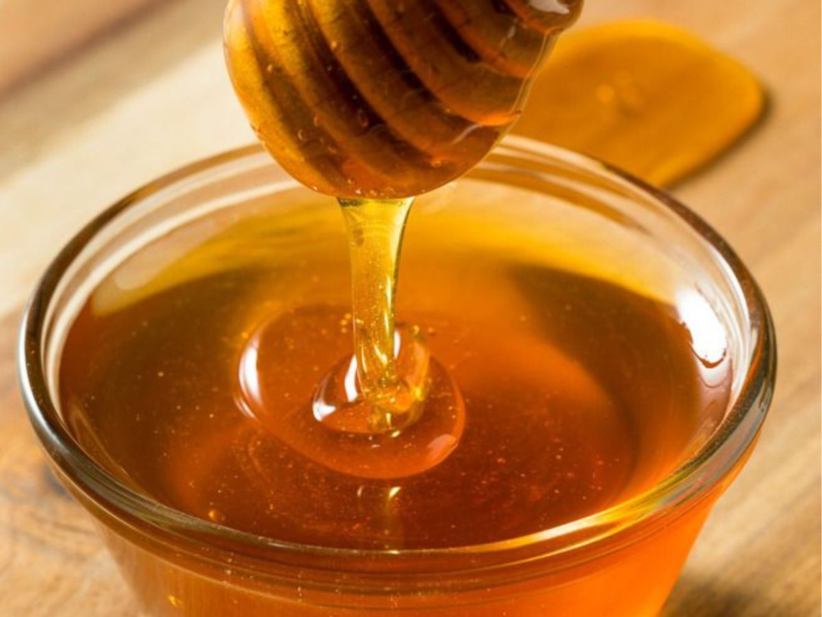 बिना खर्च किए पाएं कोरियन स्किन जैसी चमक, बस किचन से लेकर यह चीजें अपने चेहरे पर लगाए - Photo Gallery