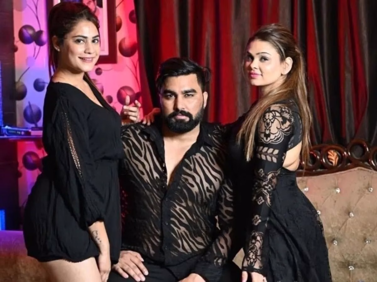 पहली से लिया तलाक दूसरी से की…अब किसके लिए प्रेग्नेंट बीवी को बीच में ही छोड़ भाग निकले Armaan Malik? - Photo Gallery