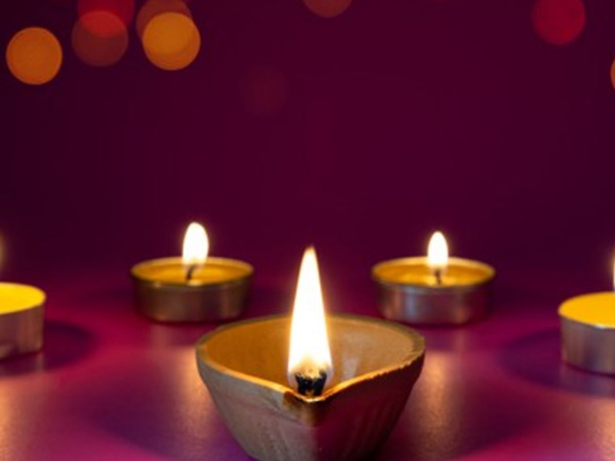 What can be donated on the third day of Shardiya Navratri 2025? - Photo Gallery