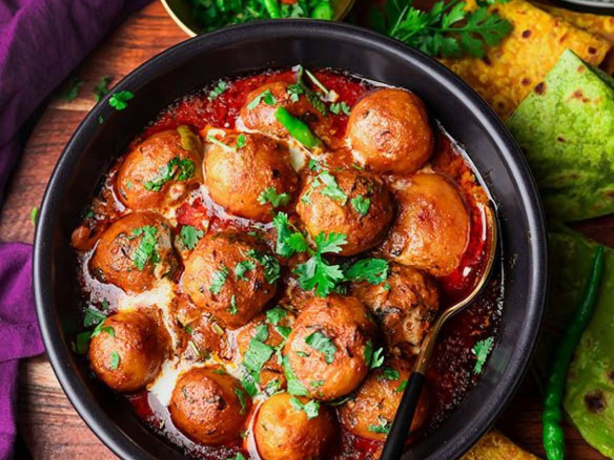 Navratri 2025: बिना प्याज-लहसुन के बनाएं मजेदार और स्वादिष्ट सब्जियाँ, जिसे खाने के बाद आपका भी चाटोगे अपनी उंगलियाँ - Photo Gallery