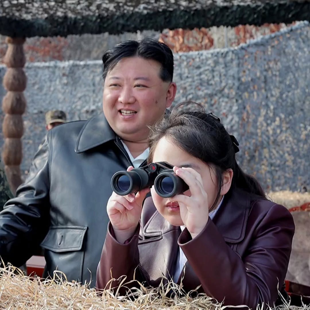 13 साल की बेटी बनेगी उत्तर कोरिया की ‘सुप्रीम लीडर’! किम जोंग उन ने चुन लिया उत्तराधिकारी, फरवरी के अंत में होगा बड़ा ऐलान - Photo Gallery