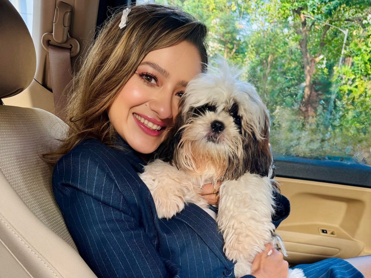 कौन है टीवी एक्ट्रेस Madalsa Sharma, मिथुन चक्रवर्ती से क्या है उनका रिश्ता? - Photo Gallery