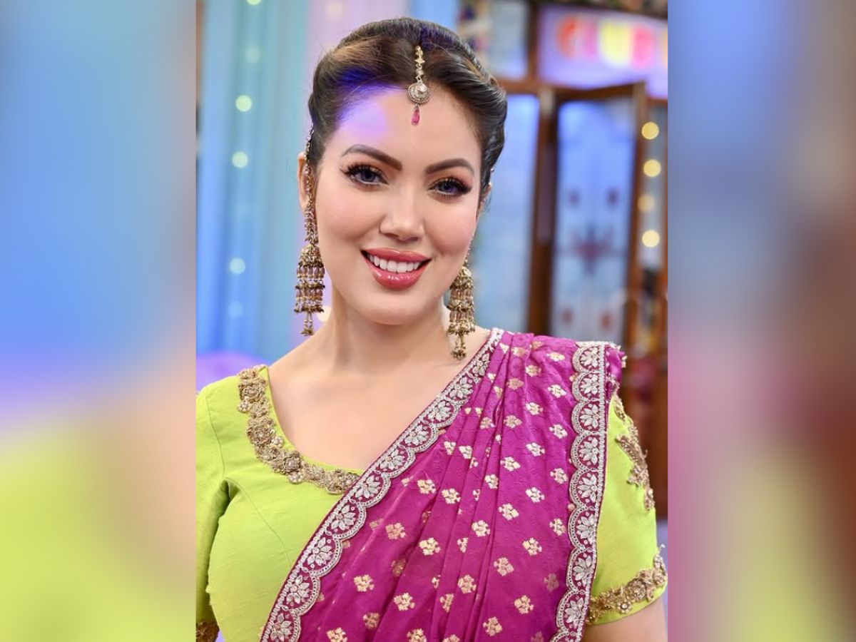 अष्टमी-नवमी में पहनना है कुछ हटकर? तो देखें Munmun Dutta के बेस्ट फेस्टिव आउटफिट कलेक्शन - Photo Gallery