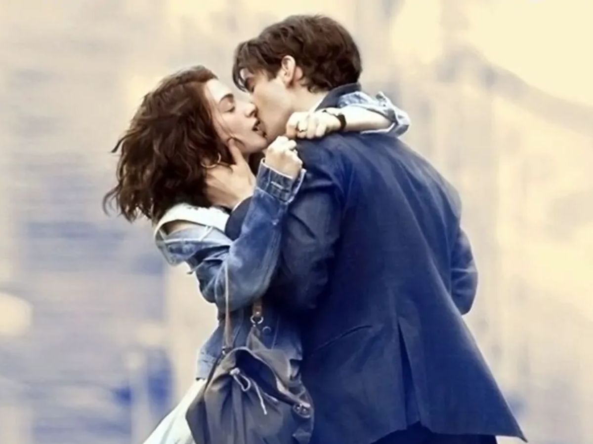 Top 8 Jio Hotstar मूवीज, जो आपकी फैंटेसी और ख्वाहिश को जगा कर रख देगी - Photo Gallery