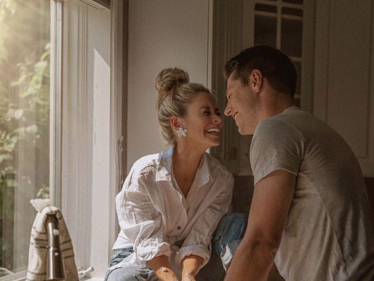 talk openly - Photo Gallery