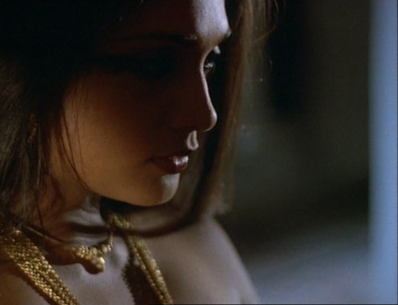 ‘आशिकी गर्ल’ ने भी फिल्मों में लांघी थी मर्यादा, न्यूड सीन देखने से पहले लगानी पड़ेगी दरवाज़े की कुंडी