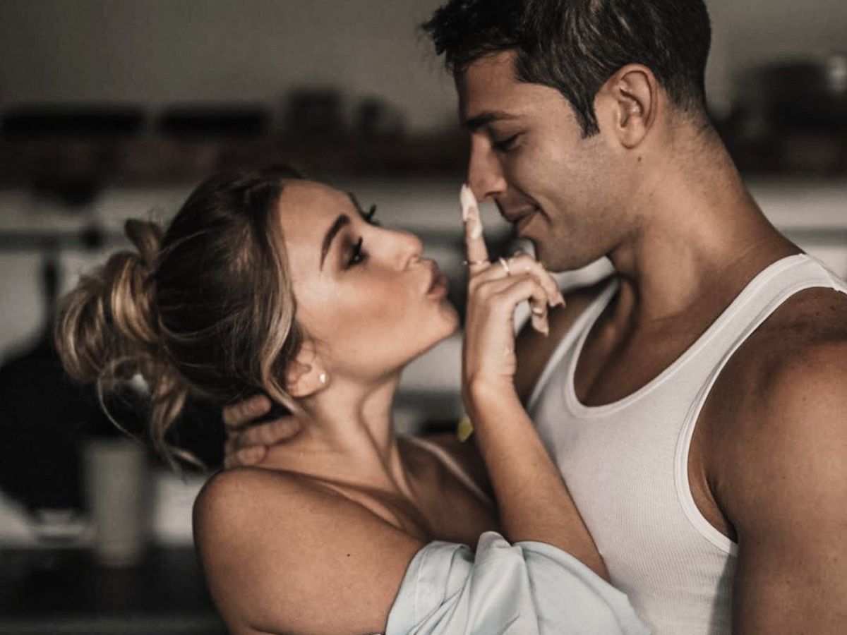 जब Romance बन जाए आदत, जानें सेक्स की लत के डरावने लक्षण जो कर सकते हैं रिलेशनशिप को तबाह - Photo Gallery