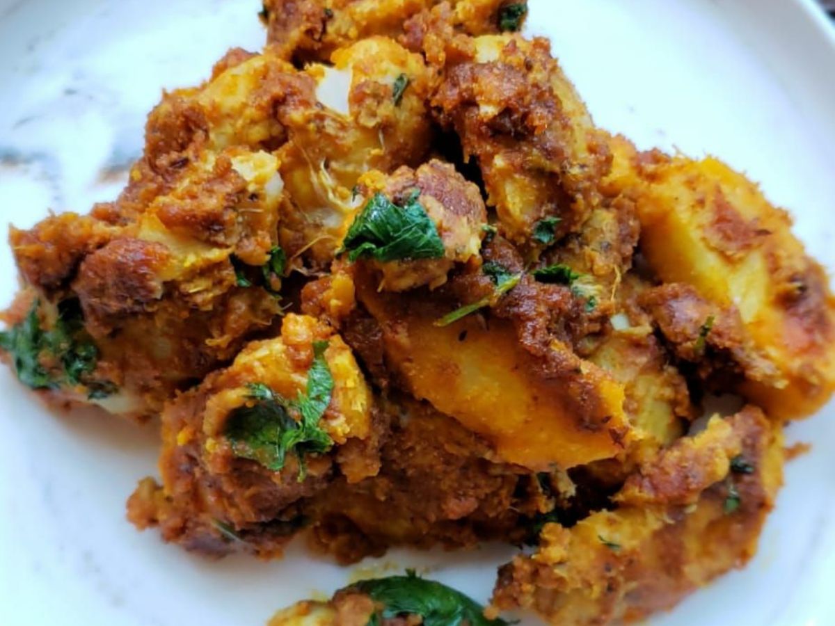 Navratri 2025: फास्टिंग डाइट को हेल्दी और मजेदार बनाने के लिए ट्राई करें नवरात्रि की ये 8 बेहतरीन डिशेज - Photo Gallery