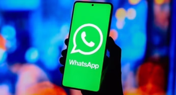 WhatsApp scrolling issue: व्हाट्सएप ने फिर दिया धोखा, यूजर्स ने काटा बवाल, जानिए कैसे करें खुद ठीक