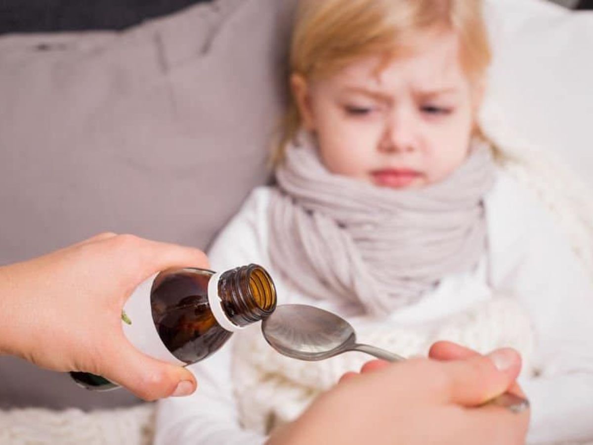 मध्य प्रदेश और राजस्थान में बच्चो की मौत: दूषित Cough Syrup पर लगाया बैन, सरकार ने जारी की नई गाइडलाइन - Photo Gallery