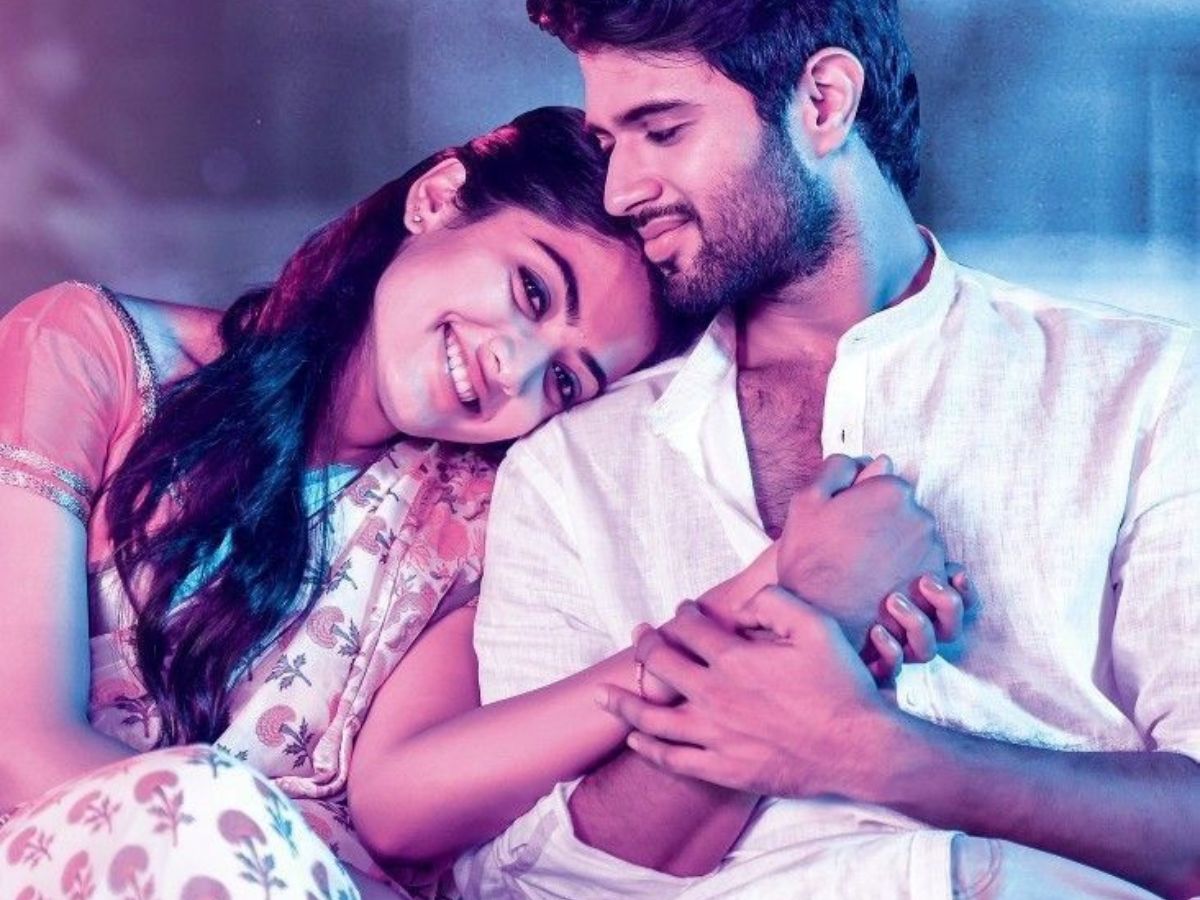 लंबे समय की अफवाहें हुई सच: Rashmika Madanna और Vijay Devarakonda की हुई सगाई! शादी होगी फ़रवरी 2026 में? फैन्स को है बेसब्री से इंतज़ार - Photo Gallery