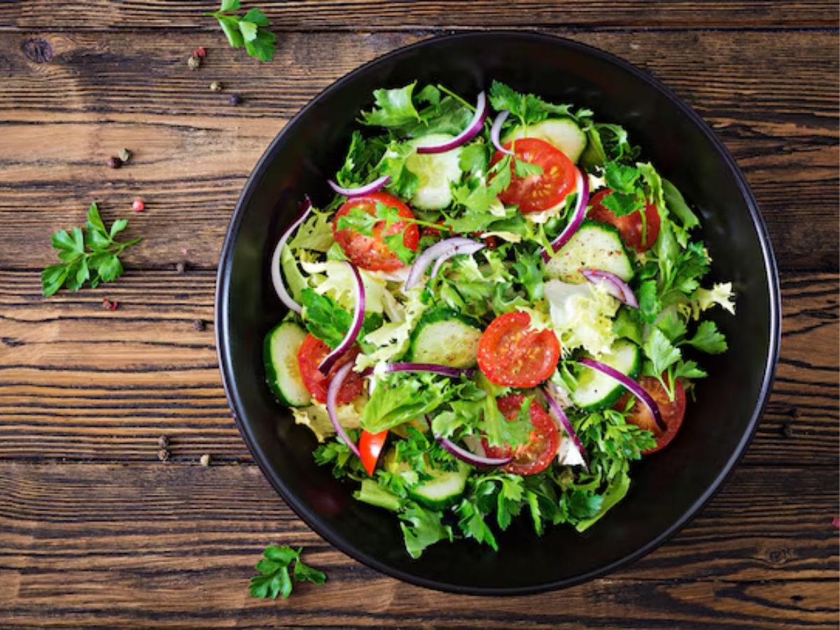 Karwa Chauth 2025: पूरा दिन व्रत करने के बाद भूलकर भी न खाएं ये चीजें, सेहत हो जाएगी खराब! - Photo Gallery