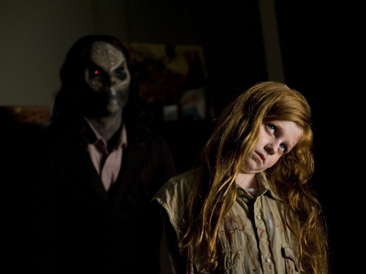 Netflix पर होगा आज धमाका! 1 अक्टूबर को होगी ये 18+ बोल्ड और हॉरो फिल्में रिलीज़ जिन्हें भूलकर भी परिवार वालो के साथ ना देखे - Photo Gallery